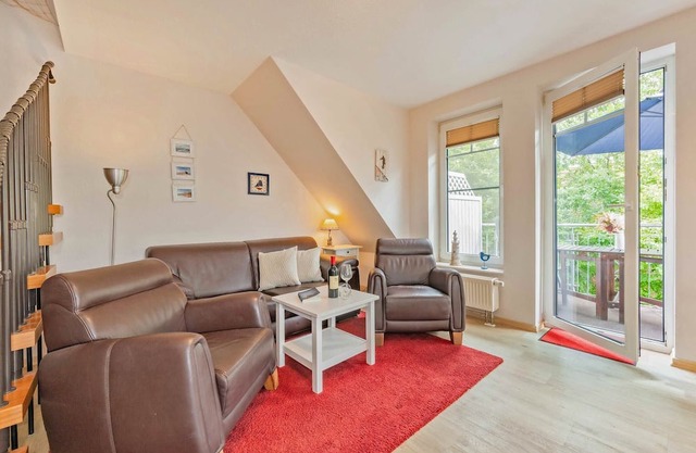 Geräumige Ferienwohnung Achtersteven 05 mit Balkon in Zinnowitz nahe Strand und