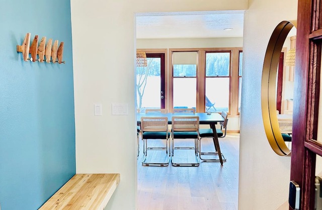 Serene Sacheen - Fully Updated Lake House with Private Dock