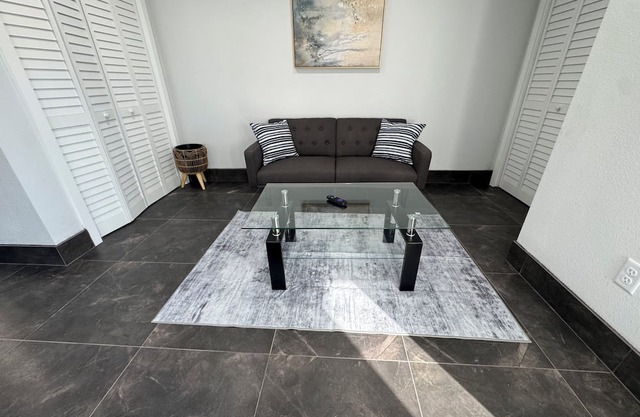 Clewiston Comfort #8 – Serene 1BR Space