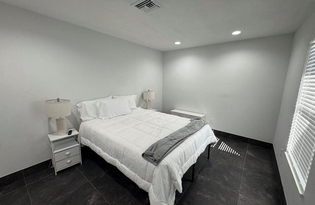 Clewiston Comfort #3 – Peaceful 1BR Stay