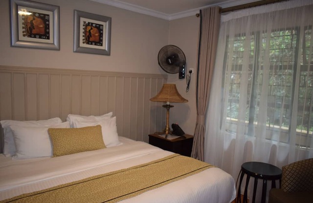 Standard ensuite with Shower