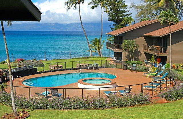 W. MAUI OPEN SUMMER SPCL RATES—OCENFRNT CONDO 2BD, 2BTH,IN KAHANA COOLED IN BDRM