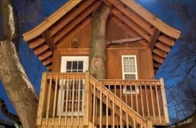 Charming 3-bedroom condo with WiFi and AC in nice Saukville