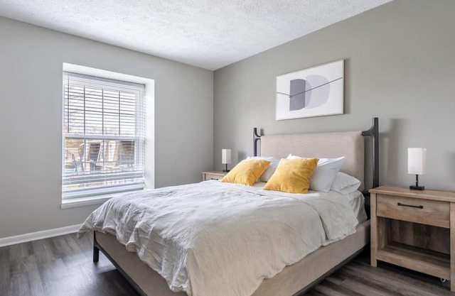 A62 1BD 1 - One Bedroom Apartment, Sleeps 2