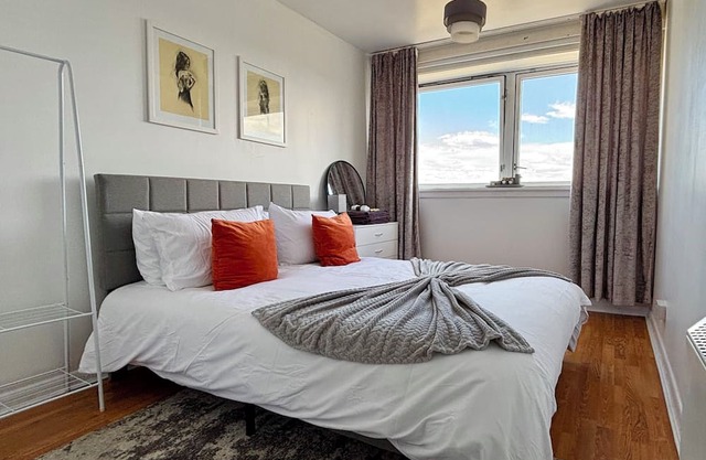 2bed Gem steps from Arsenal Stadium