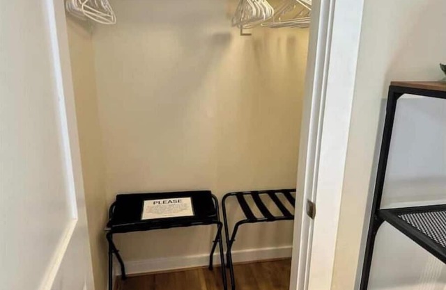 Modern Guest Home in West Sedona - Walk to Trails