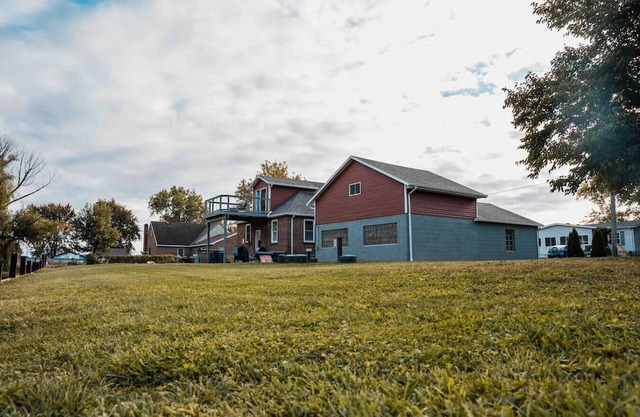 Reconnect in a Cozy Retreat