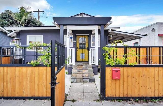 Updated | Central San Diego | Gourmet Kitchen
