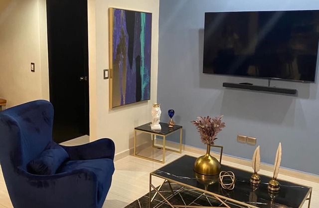 Luxurious apartment in exclusive area of the city