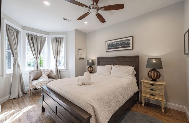 Central LUX Apartment in DC 2BR