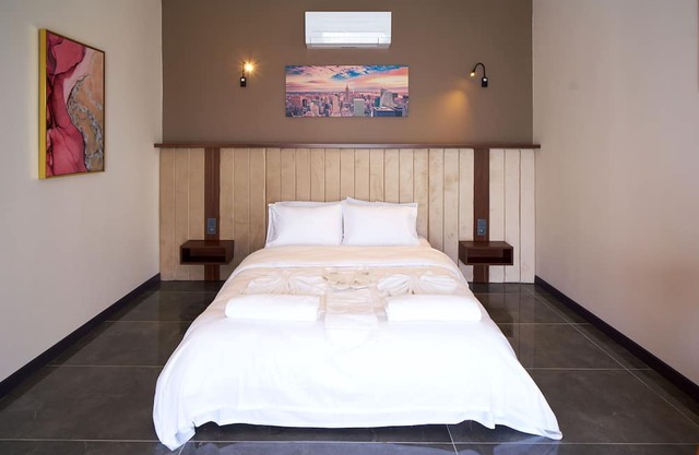 1+1 Private Pool-Lake View-Fireplace Bungalow for 3 People in Kartepe Maşukiye