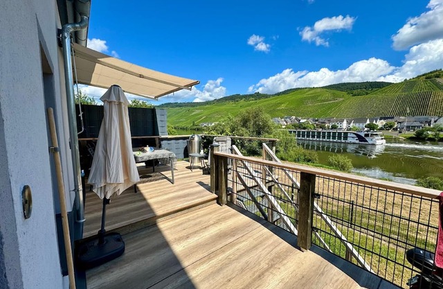 Holiday house Kinheim for 1 - 4 persons with 3 bedrooms - Holiday house