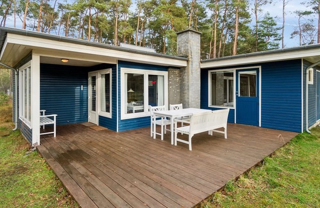 "Pisana" - 300m from the sea by Interhome