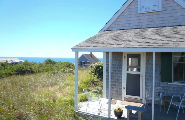 Tranquil 3-Bedroom Truro Cabin on Corn Hill – Steps to Bay, Stunning Views!