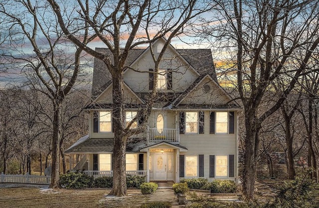Beautiful Farmhouse Peaceful Retreat Tulsa Hills
