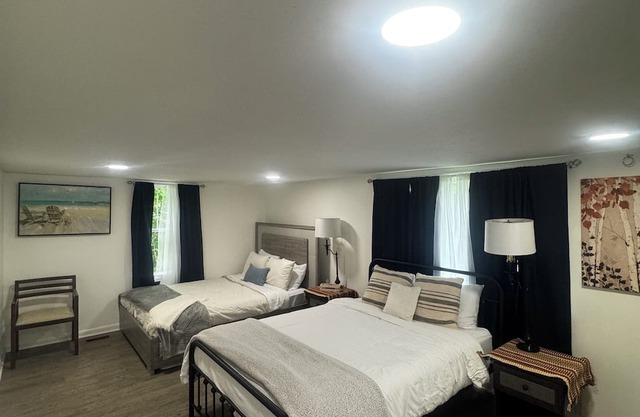 Relaxing home master bedroom