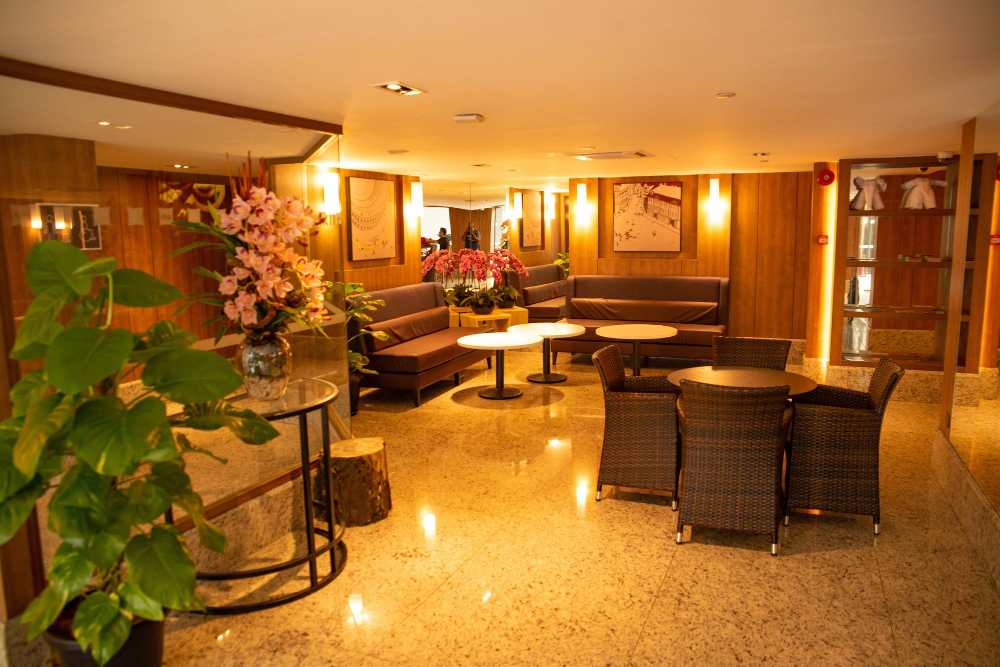 Surrey Suite