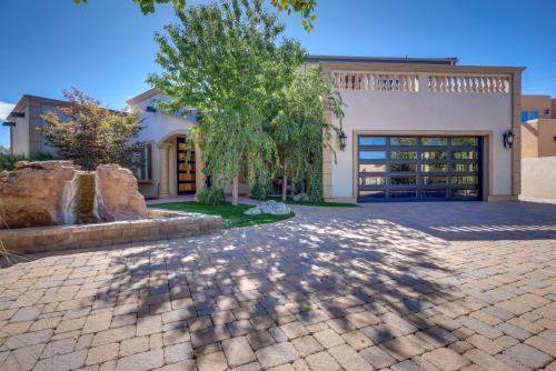 Gated Home about 5 Mi to Dtwn Santa Fe!