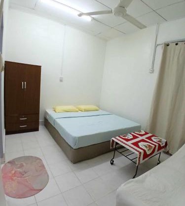 Sainah's Master Room