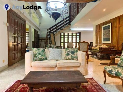 Luxury Vintage Villa KL by AnyLodge