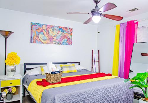 Private Room in Atlanta W/Bathroom, FREE WiFi,Full Kitchen NEAR Stadium