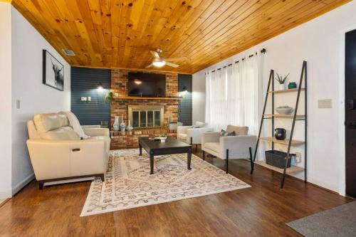 The Quiet Oaks Retreat
