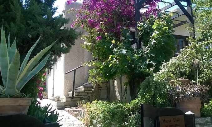 Pitsidia Haus | HAUS ELSA mit Terasse und Garten in ruhiger Lage