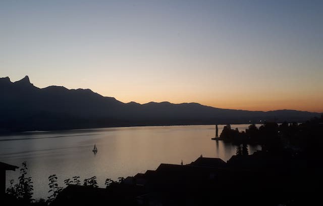 Oberhofen am Thunersee Villa | Chalet Amitié - modern eingerichtet - 2-12 Pers.