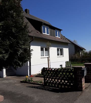 Poppenricht Wohnung | Ferienwohnung Vilsblick (Poppenricht), Ferienwohnung mit eigenem Garten ca. 300qm