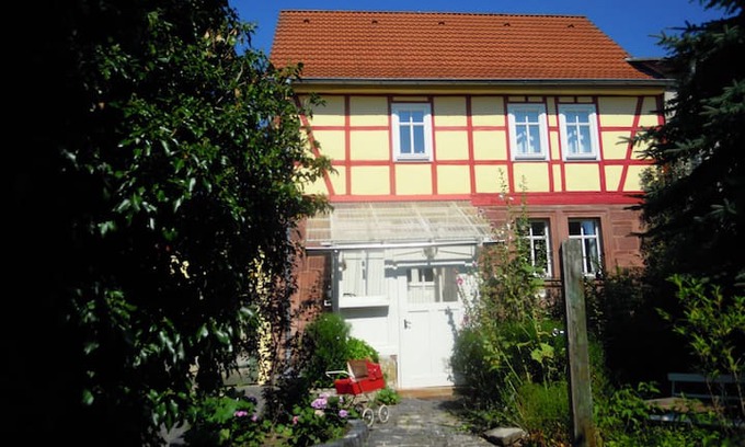 Steinthaleben Haus | Luxury Holiday Home in Steinthaleben with Private Terrace