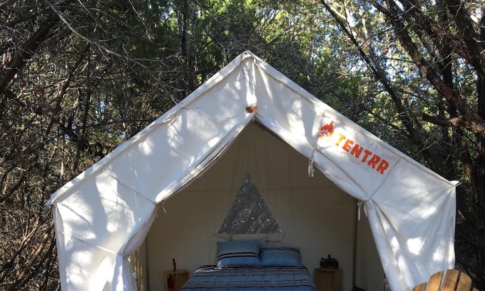 Lampasas Wohnmobilvermietung | Tentrr Signature Site - Cedar Glen Signature Campsite