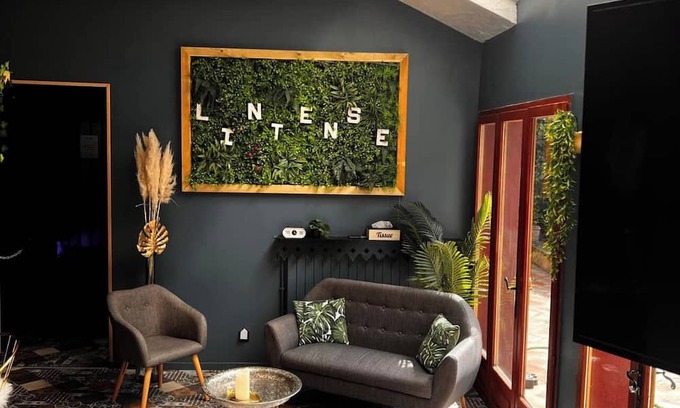 Gare Wohnung | The intense spa