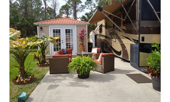 Titusville Haus | America’s highest-rated RV resort! wsrentalproperties.com