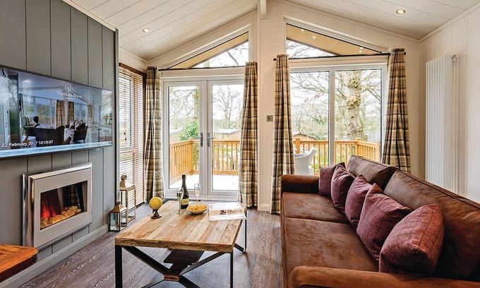 Holton Heath Kabine | 1 bedroom accommodation in Holton Heath