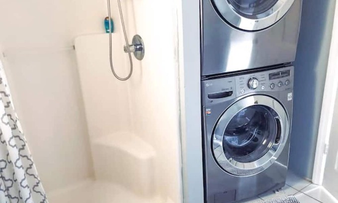 Upper Darby Haus | Jjjjjjjjjjjj