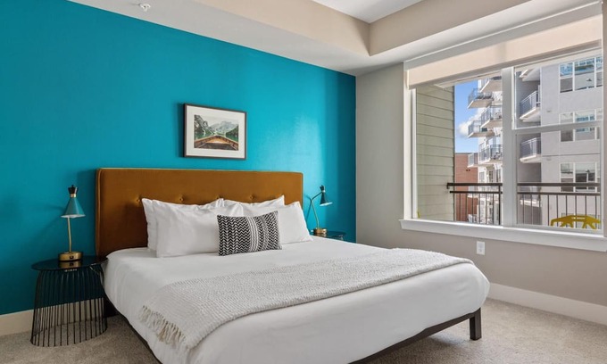 LoDo Wohnung | Denver | Charming 1BD/1BA Riverfront Apartment