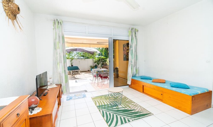 Punaauia Wohnung | Rainui Cosy Apartment wPool in Punaauia