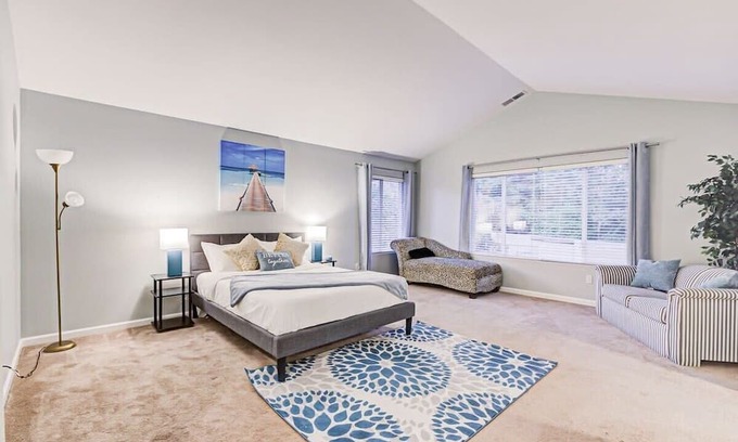 Santa Rosa Haus | 4BD/3BA Wine Country Home W/ Game Room + BBQ