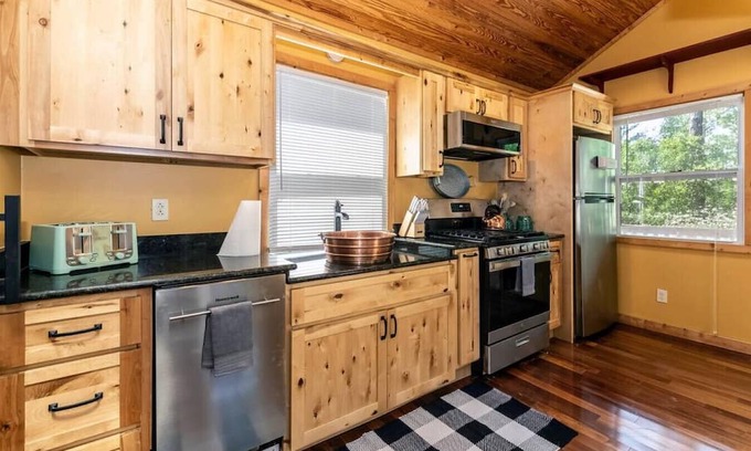 Homosassa Kabine | A/C, Firepit, Grill, Pet Friendly