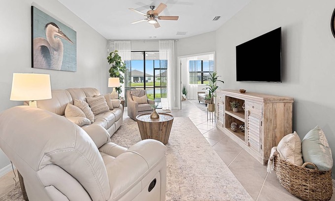 Port Charlotte Haus | NEW Build! Beautiful Bonito Way - Luxury home nestled in El Jobean! Fishing, Beaches, Pier, Ramp
