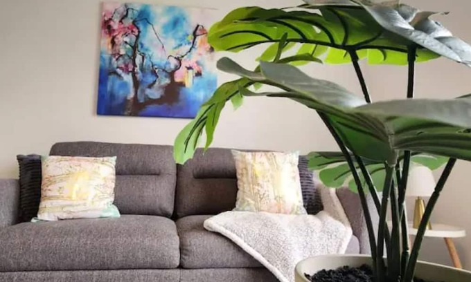 Northwest Calgary Eigentumswohnung | Call It Home