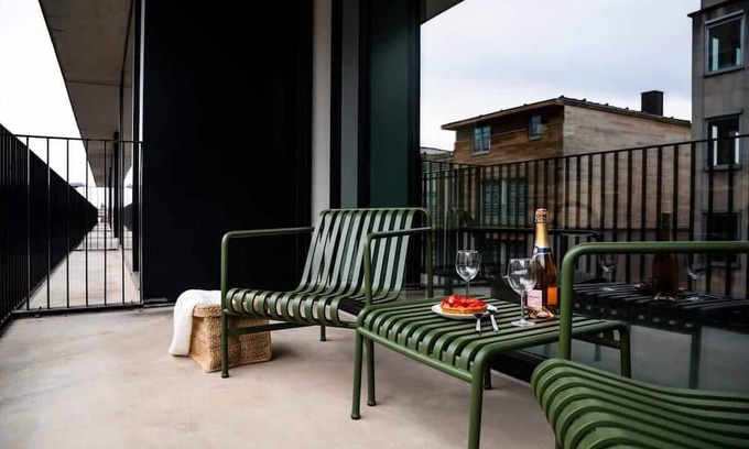 Stalingrad Wohnung | Stunning 2BR designed app centre of Brussels