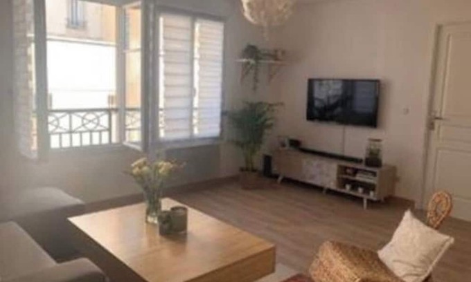 Les Pavillons-sous-Bois Wohnung | Bel Appartement Près de Paris