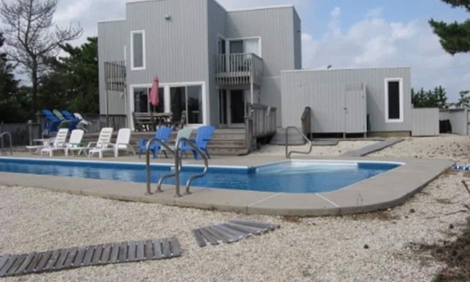 Loveladies Haus | Lagoon Front Home in Loveladies