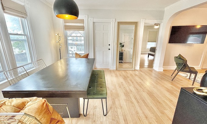 Marlborough Haus | Near BOSTON - Cozy and Renovated 4 Beds 2 bath Home w/ Backyard FREE WIFI 6.