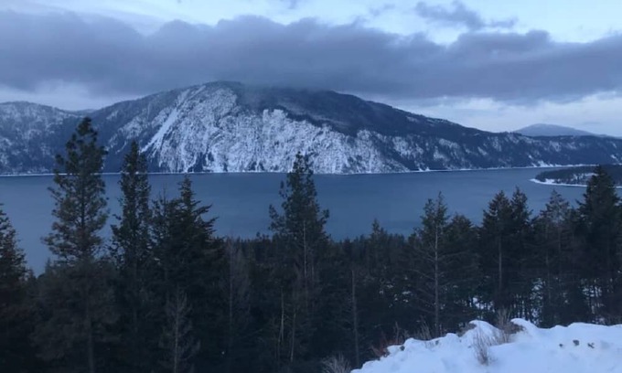 Bayview Haus | Guest House with Grand Views of Pend Oreille Lake and the surrounding Mountains.