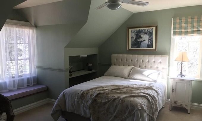 Mount Rankin Haus | Charming Accomadation close to Bathurst $190.00 for 2 guests