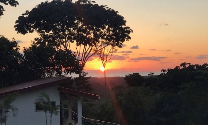 Uvita Haus | Villas Lambeau #2 - Ocean View - Fiber Optic / 1BR 1 BA