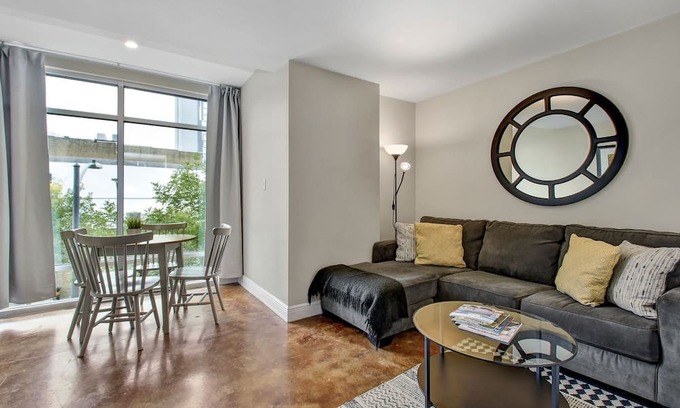 Civic District Wohnung | The Littlefields by Lodgewell | Downtown Chic | A7