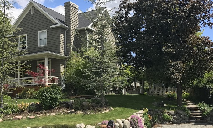 Salt Lake City Haus | WELCOME TO YOUR HOME AWAY FROM HOME!